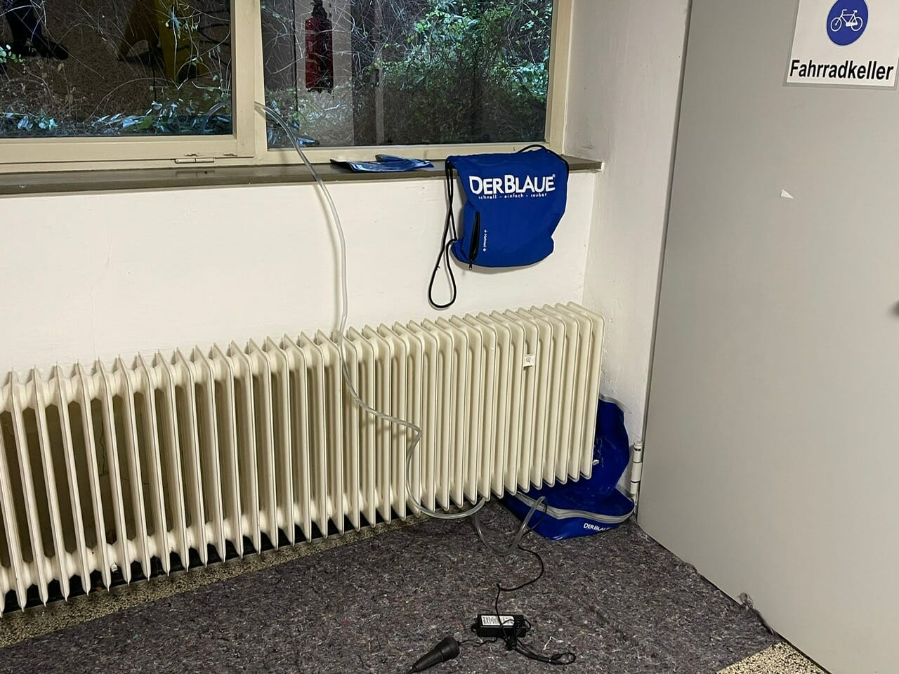 Arbeiten mit Dem Blauen